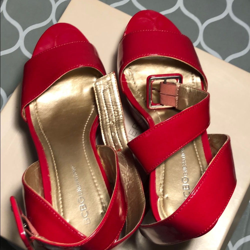 BCBG RED WEDGES